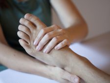 Envie de tester la réflexologie ? Je recherche des pieds ! Envie de tester la réflexologie ? Je recherche des pieds !