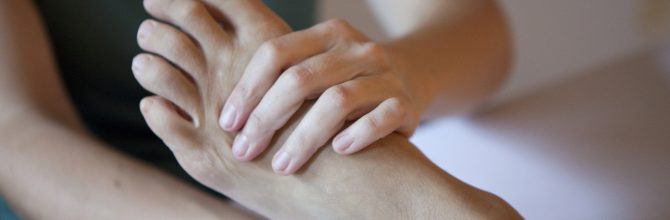Envie de tester la réflexologie ? Je recherche des pieds ! Envie de tester la réflexologie ? Je recherche des pieds !